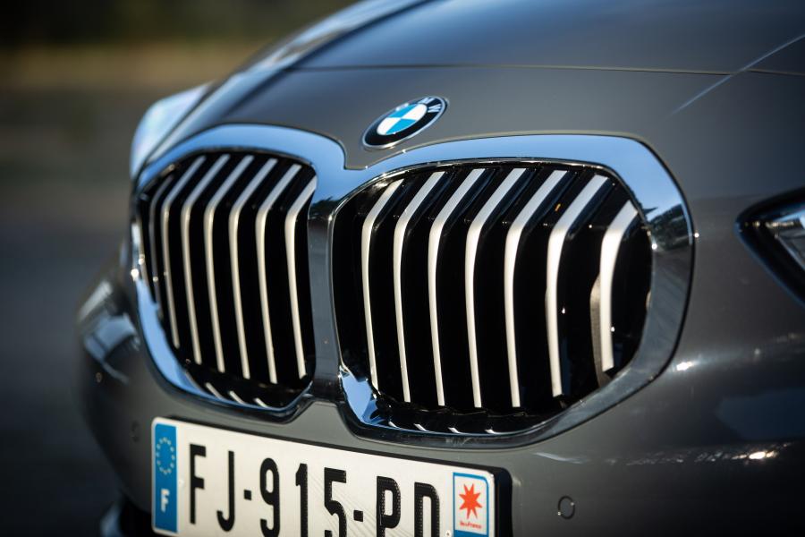 Детали экстерьера BMW 118i Luxury Line (F40) 2019 года  (WW) (фото 10 из 40)